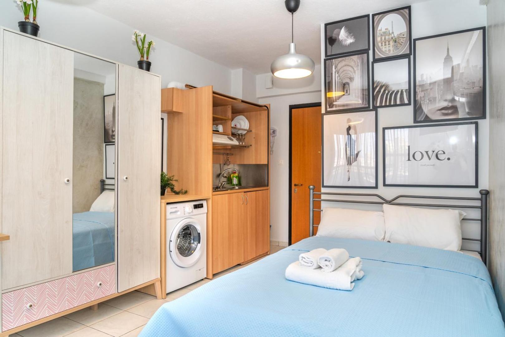 Kosmos Service Apartment Beautiful Studio 3 With Additional Cost Parking Thessaloniki Exterior photo
