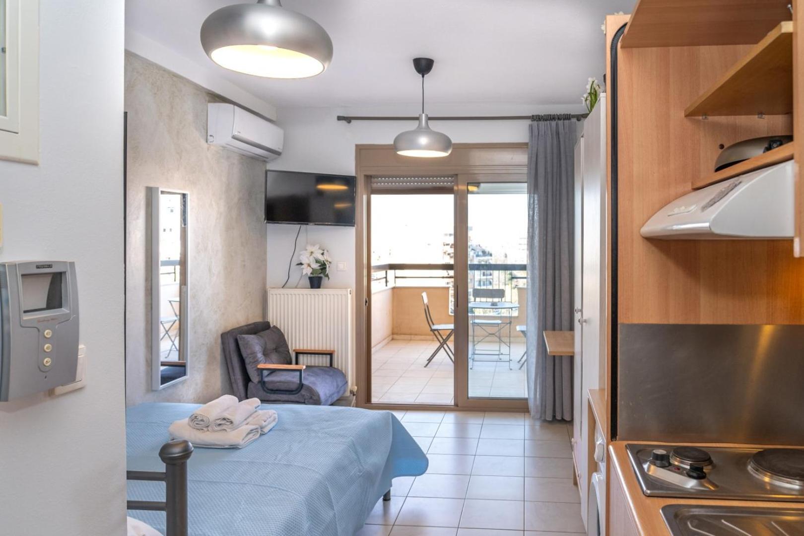Kosmos Service Apartment Beautiful Studio 3 With Additional Cost Parking Thessaloniki Exterior photo