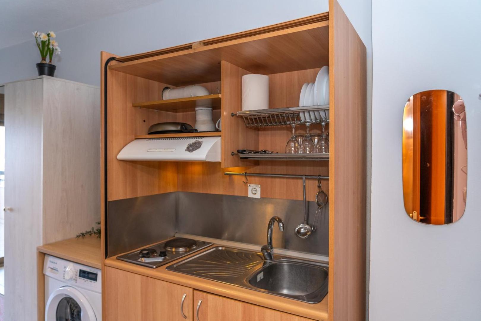 Kosmos Service Apartment Beautiful Studio 3 With Additional Cost Parking Thessaloniki Exterior photo