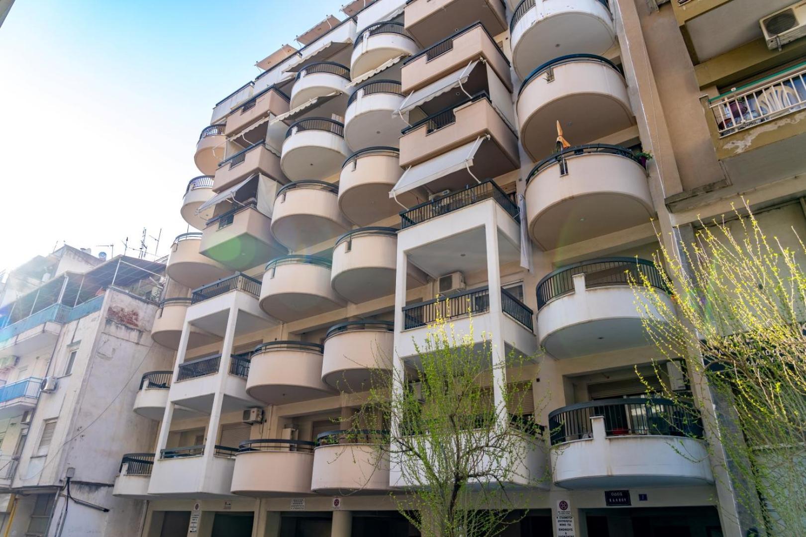Kosmos Service Apartment Beautiful Studio 3 With Additional Cost Parking Thessaloniki Exterior photo